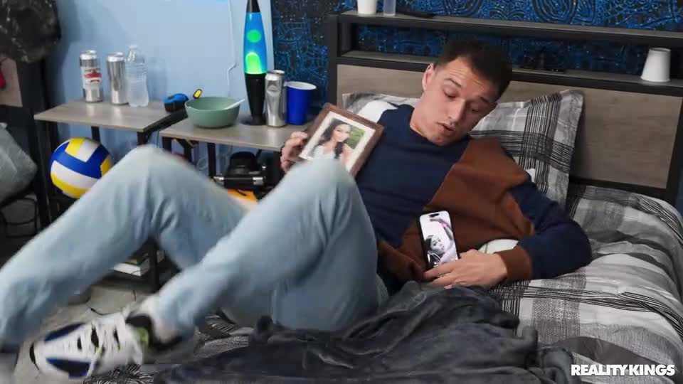 Crazy College GFs Realitykings Violet Ray Johnny Love Hey Youre Not My Sex Toy - ASMR Porn Video & Massage XXX | Fullthot