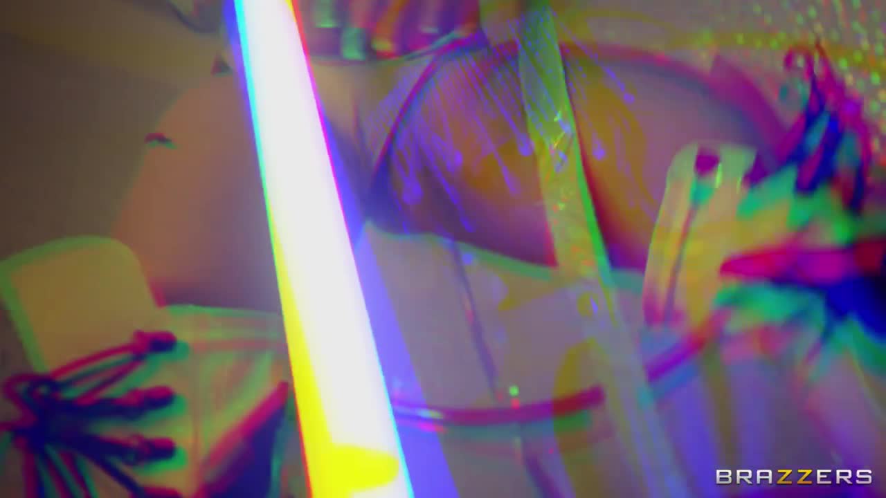 Igniting Emma Magnolias Fire Emma Magnolia Manuel Ferrara - ASMR Porn Video & Massage XXX | Fullthot