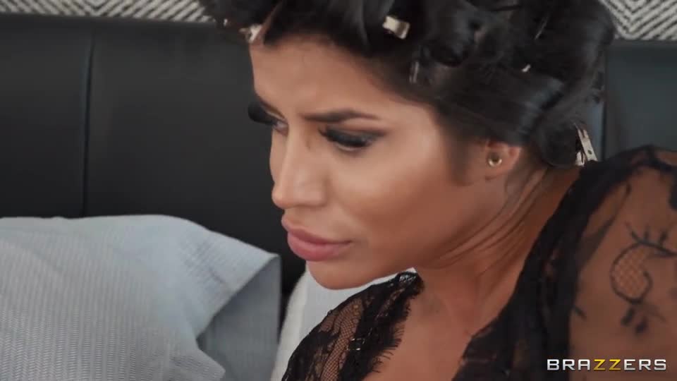 Trophy Wifes Wet Seduction Sara Retali Xander Corvus - ASMR Porn Video & Massage XXX | Fullthot