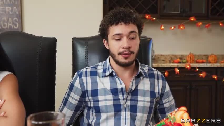 Thankful For a Giving MILF YumTheeBoss Ameena Green Apollo Banks Full - ASMR Porn Video & Massage XXX | Fullthot