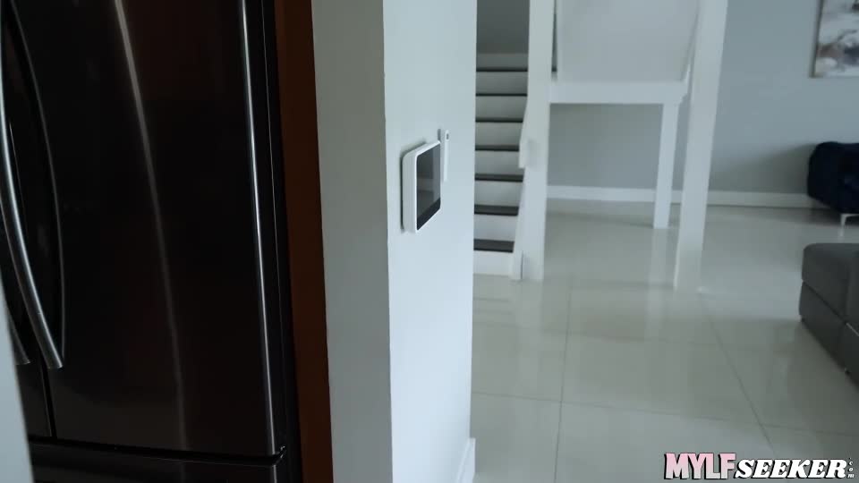 Andie Anderson In Hot Water With Stepmom BigTits BigAss Blonde Milf Roleplay Stepmom Deepthroat Hardcore - ASMR Porn Video & Massage XXX | Fullthot