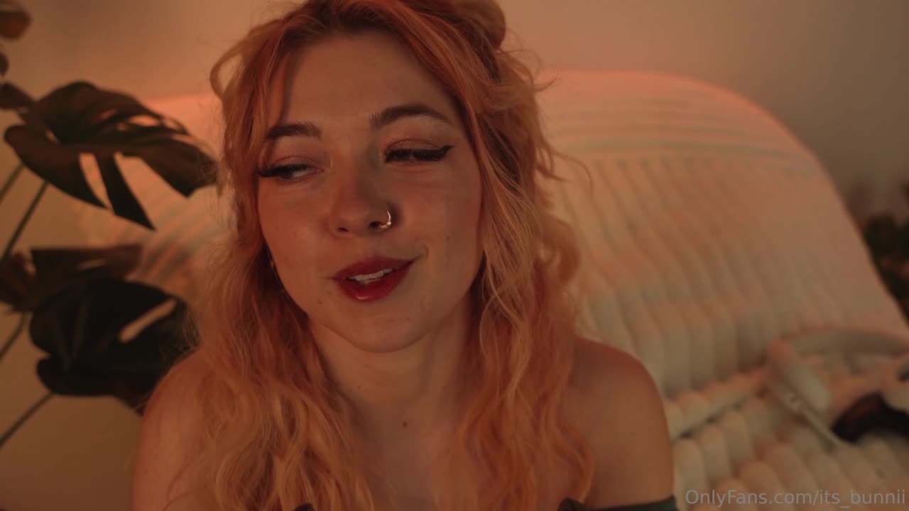 Its_Bunnii - Gamer Girl ASMR - ASMR Porn Video & Massage XXX | Fullthot
