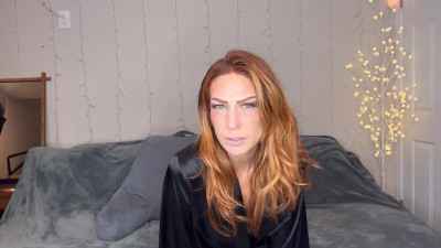 TrophyWifeNat - Mommy's Boy