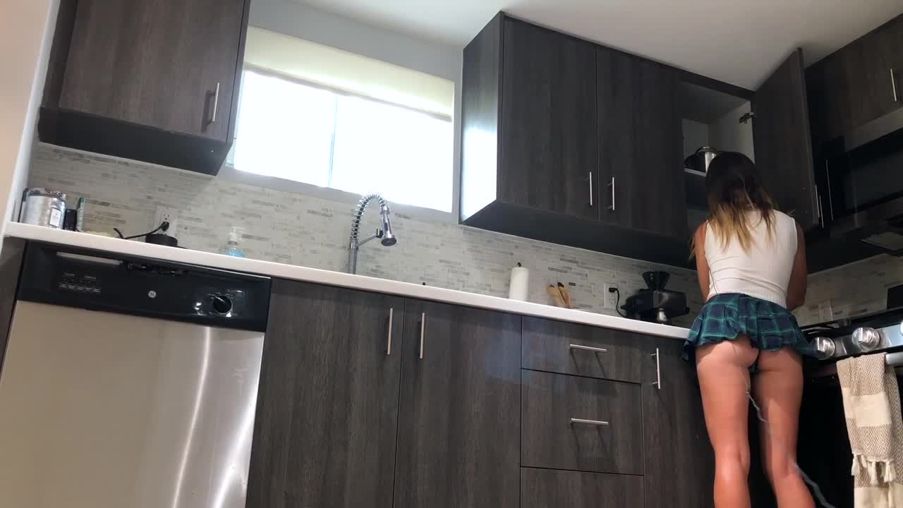 Miss Bell ASMR - Kitchen cleaning - ASMR Porn Video & Massage XXX | Fullthot