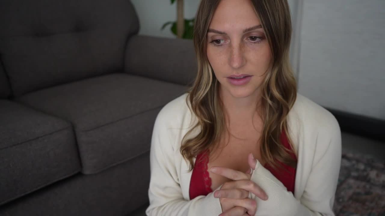 Tatum Christine - Mom's Sticky Situation - ASMR Porn Video & Massage XXX | Fullthot