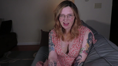 Bettie Bondage - Mom Helps You Win 4K