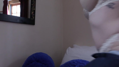 Bettie Bondage - Sex Ed with Mom and Sis HD