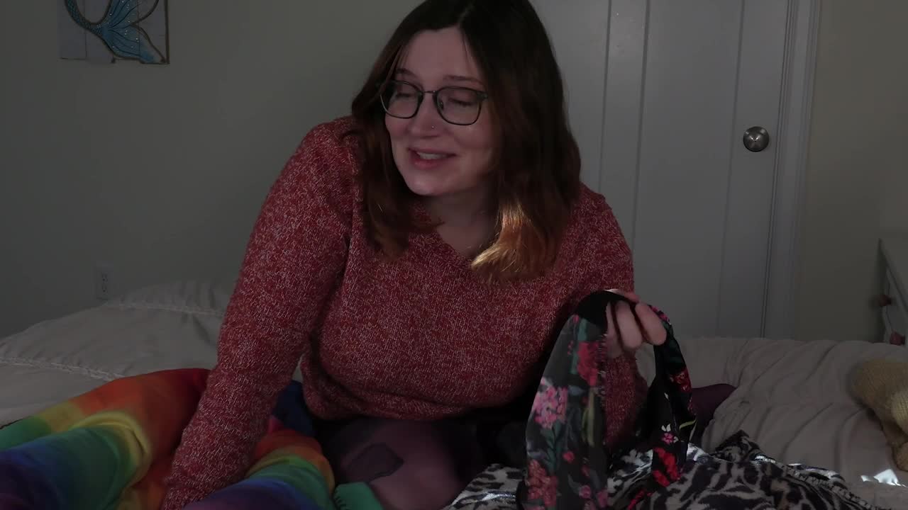 Bettie Bondage - Stealing Panties from Mommy HD - ASMR Porn Video & Massage XXX | Fullthot