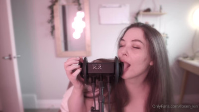 Foxenkin - Ear Licking