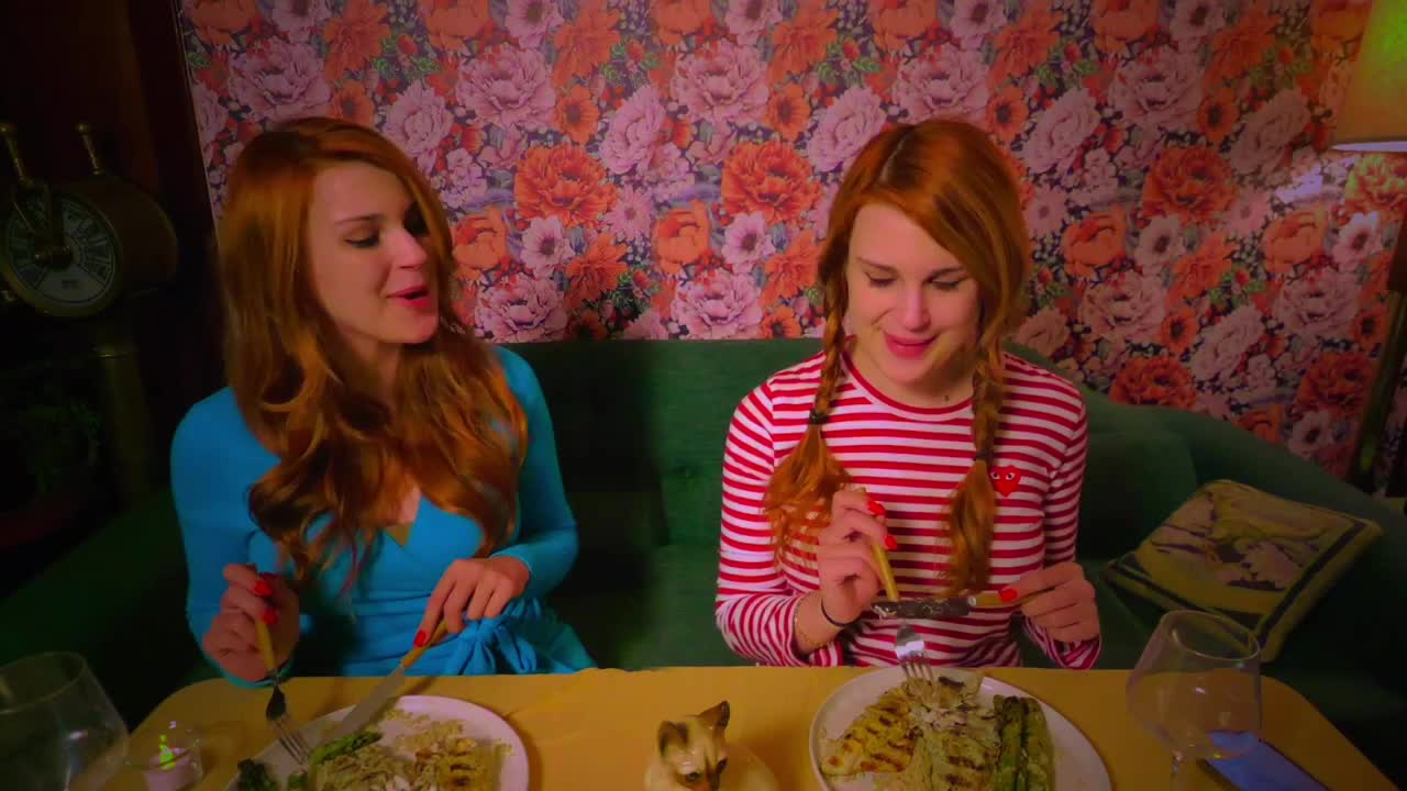 Olive Wood – Mommy Likes Your Girlfriend