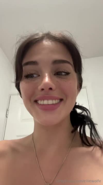 Emily Black Emblack - Bathroom Riding