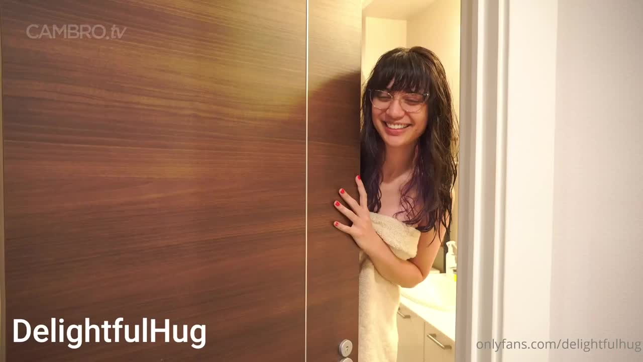 DelightfulHug aka NikkiHugs – Mommy’s Anal Treat