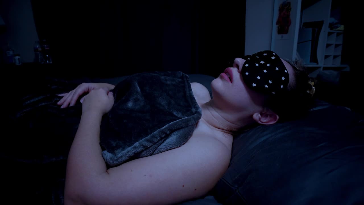 Lalunalewd - Oops Mother Exposed Herself