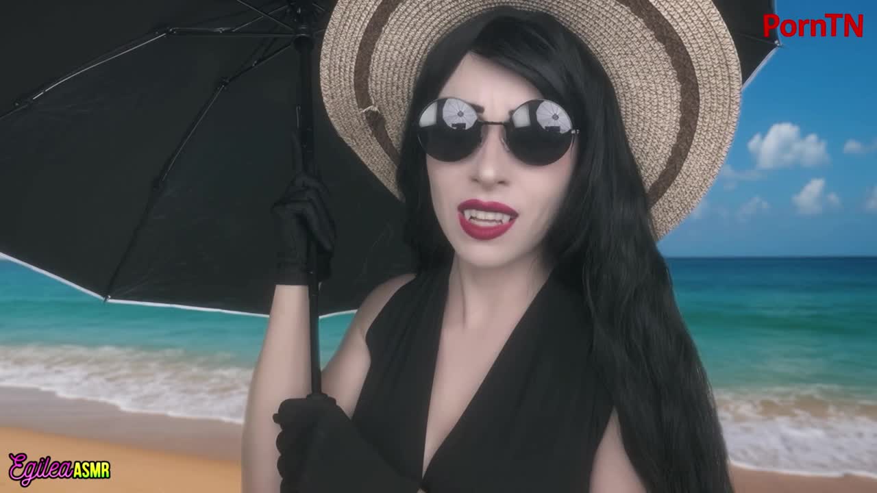 Egilea ASMR - [EXCLUSIVE VIDEO] You Brought Your Vampire Girlfriend to the Beach!