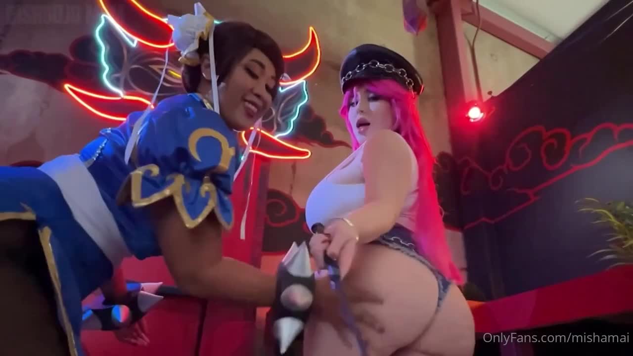 Mishamai & Bishoujomom - Street Fighter Chun-Li Vs Poison