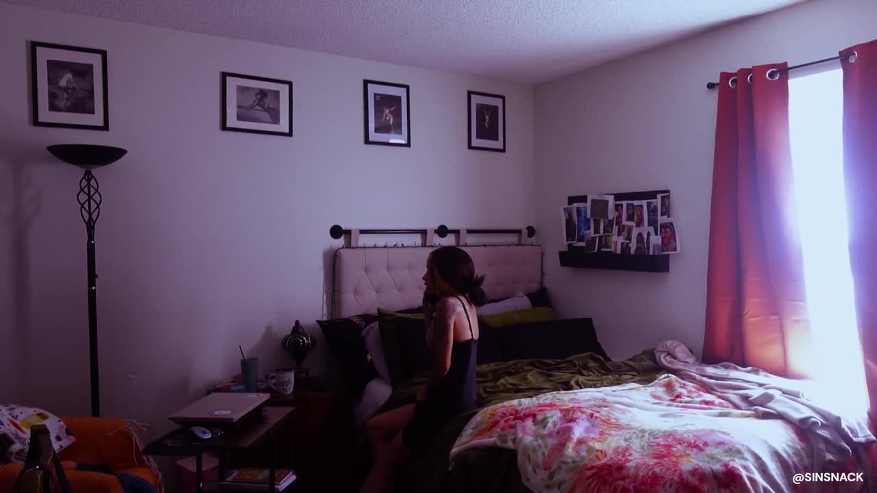 Sin Snack - No Privacy For Mommy