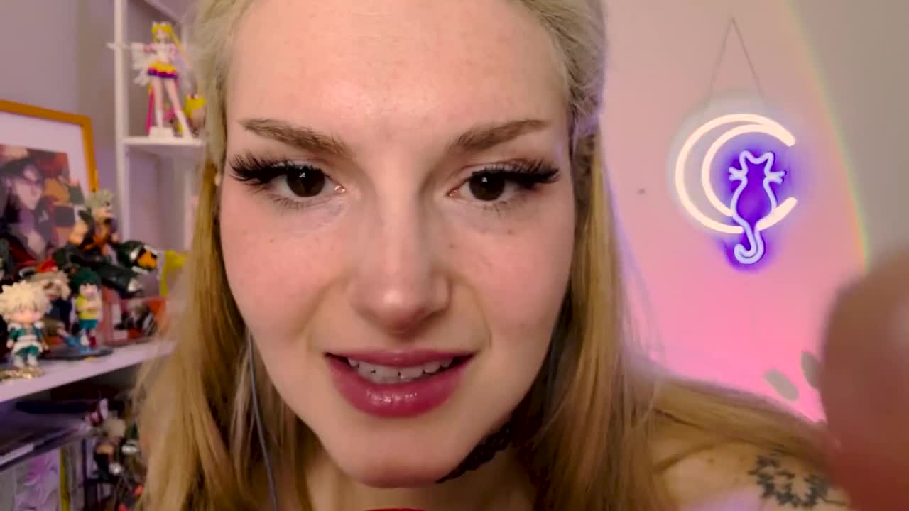 Busy B - Exclusive~ ASMR Spit Painting