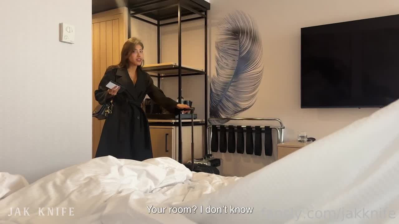 Ruth Lee - Is It Possible To Fuck A Stranger In A Hotel