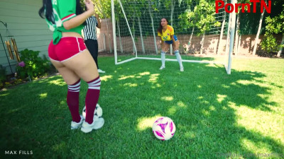 Violet Myers - Violet Myers And Hailey Rose With Max Fills - ASMR Porn Video & Massage XXX | Fullthot