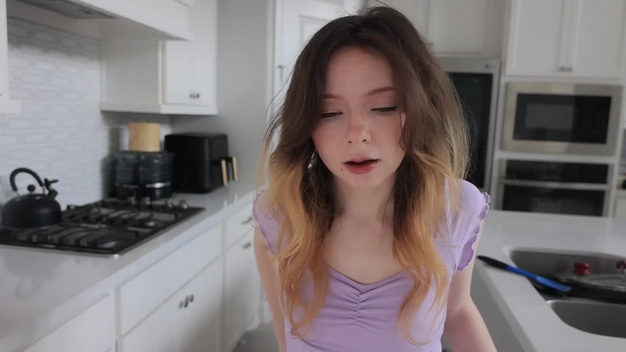 Katilingus - Sis Has a Sweet Tooth