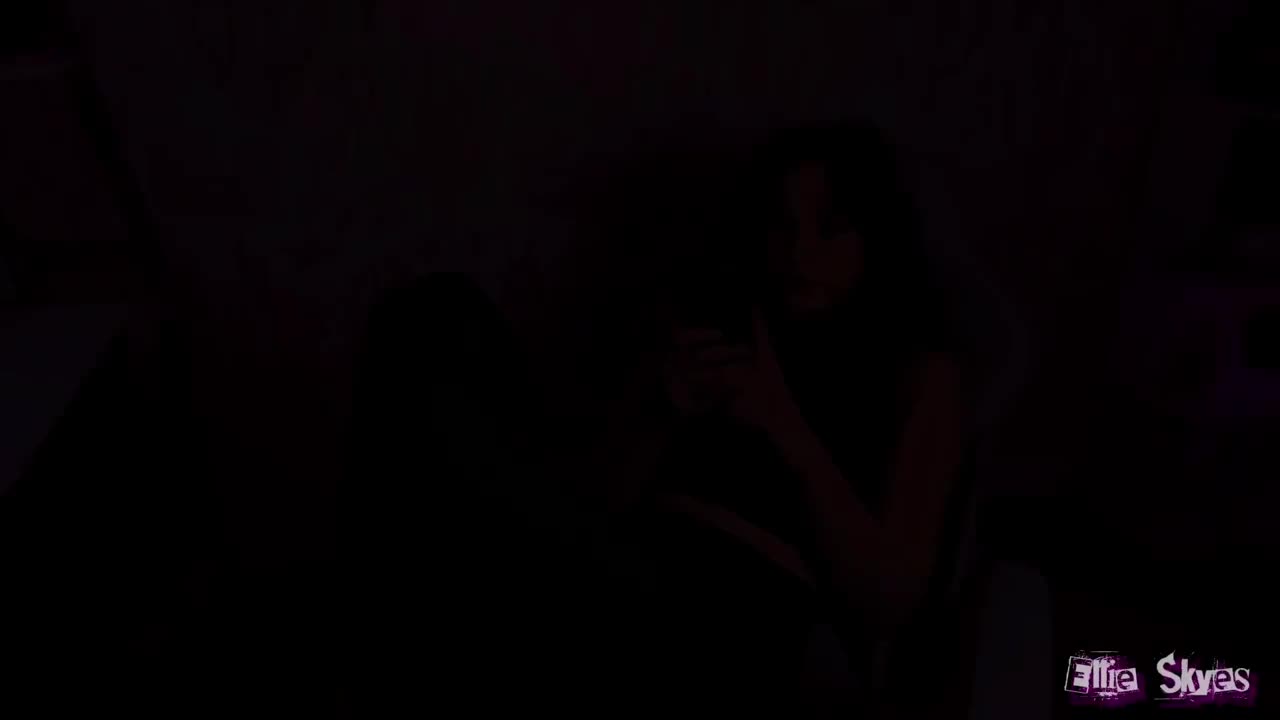 Ellie Skyes - Daddy’s Good Girl