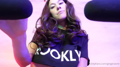 Unbearable ASMR mic scratching video