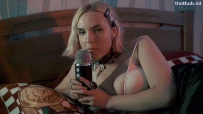 Sexual subtle attention in no-talking ASMR