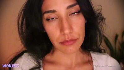 Hot brunette wants cum on her tongue hard