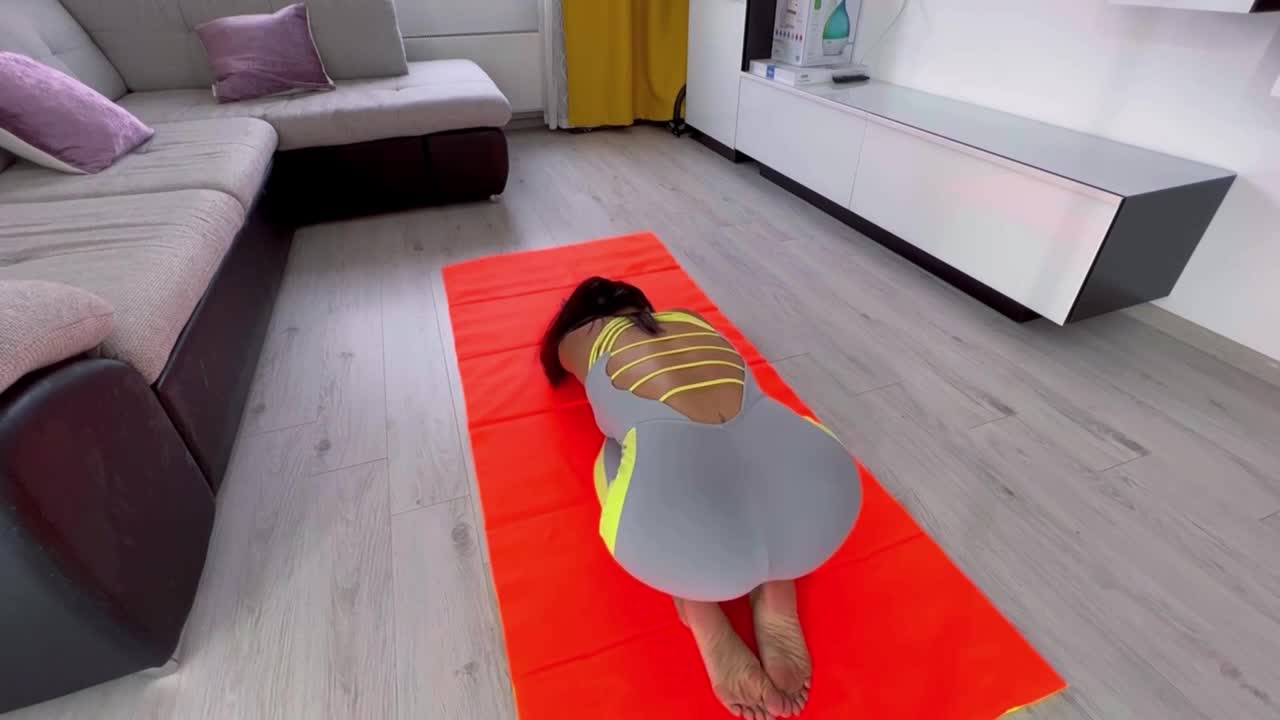 Ayumi Anime - YOGA hour CUM w ANAL PLAY