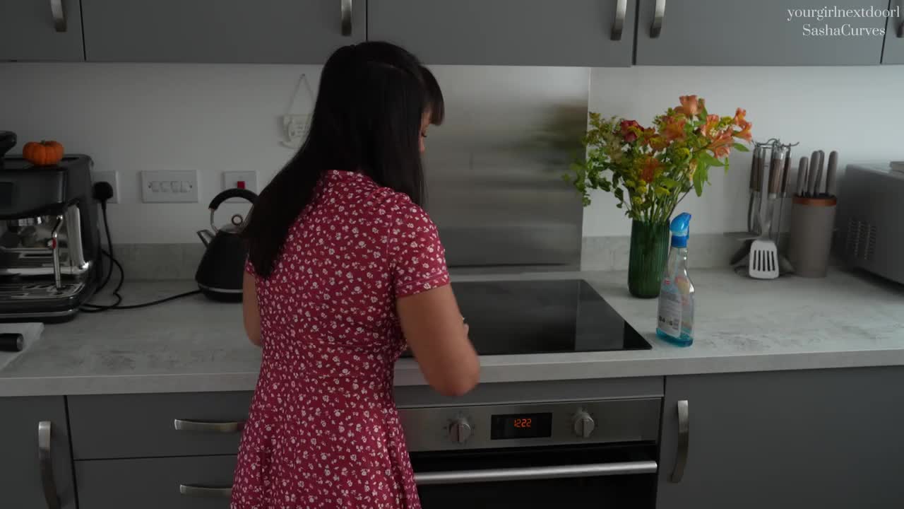 SashaCurves, Yourgirlnextdoor1 – Cucked and Bullied By Your Step-Mommys