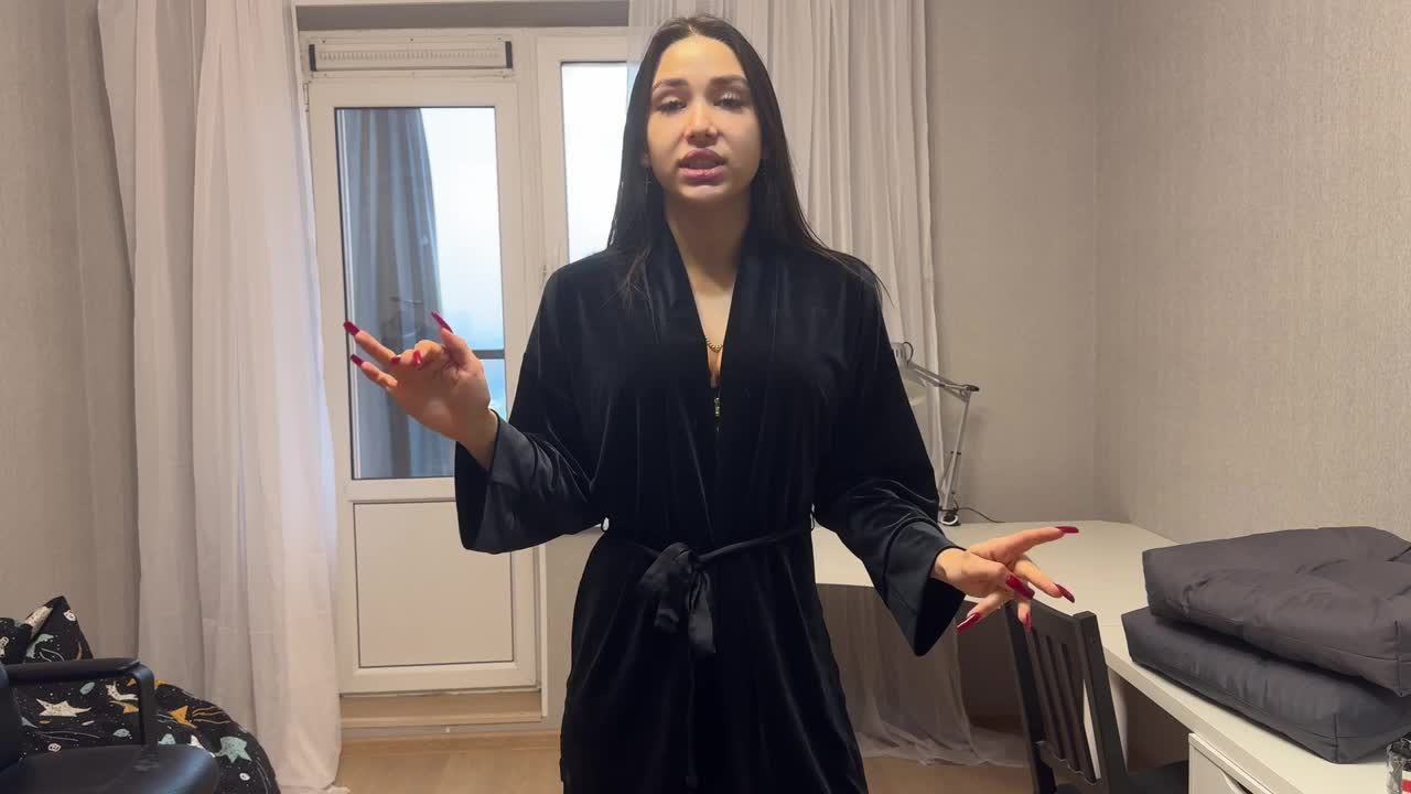 Kristinaxxx - Replacing your old ugly mother