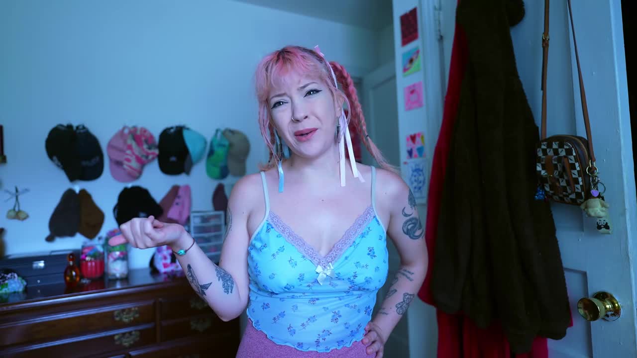 LilRedVelvet: Another man owns your wife