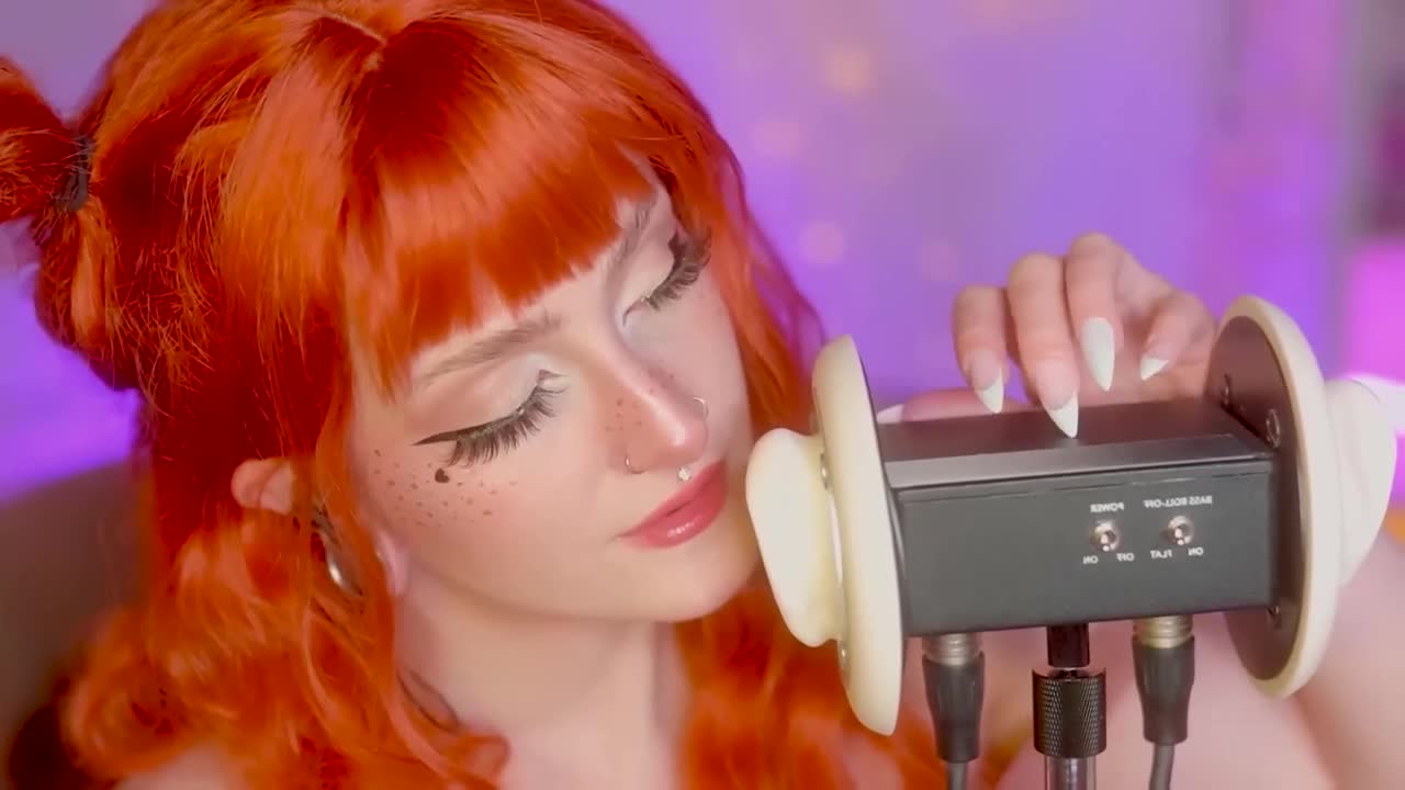 Mewlies ASMR - oops! all tingles ♡ intense 3dio scratching & ear vibrations