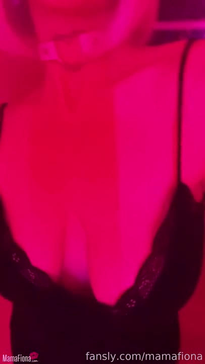 Mama Fiona - Tricked mom on Halloween