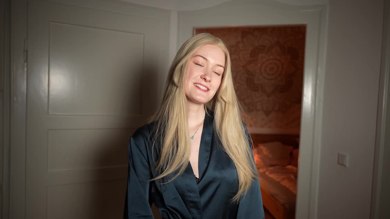 Emily ASMR - 4 ASMR Roleplays In 1 VIDEO (therapist, step sis, massage therapist, library crush)