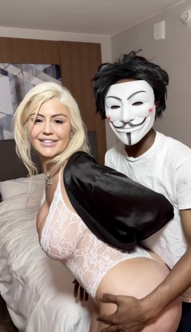 Anonymous Fucks Pawg