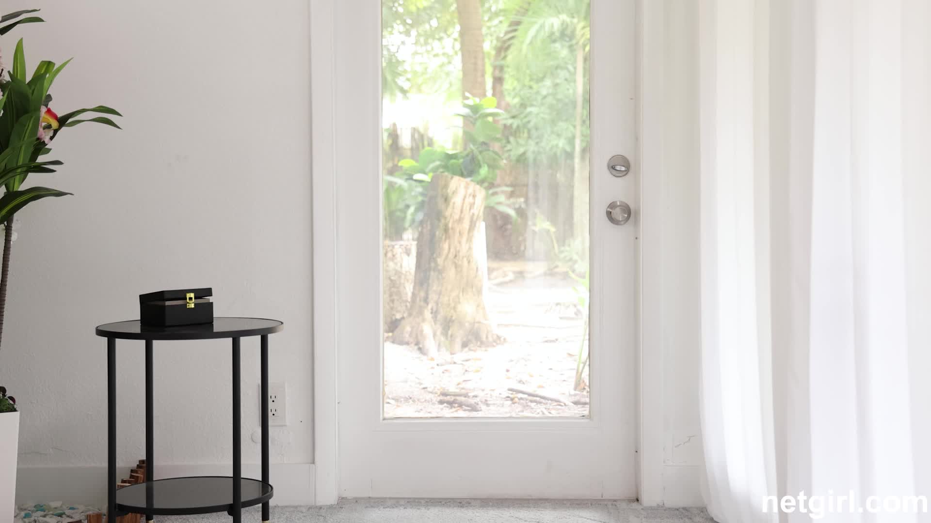 Poppy Gets Drilled During Casting - 4K, Blowjob, Sex, Casting, Missionary, Reverse Cowgirl, Doggy Style, Red Hair, Small Tits, Big Ass, Big Ass Teen, Handjob, BWC, Cum In Mouth, POV, POV Blowjob