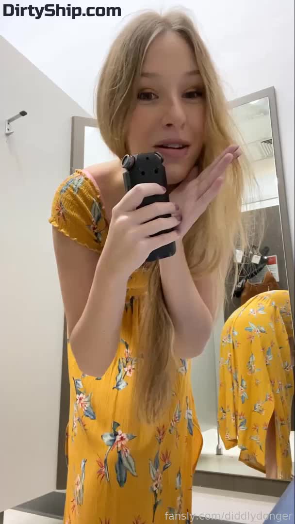 Diddly Donger Nude Changing Room