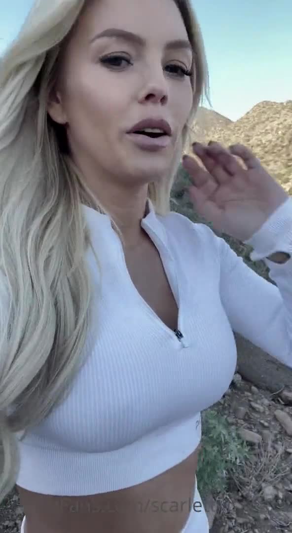 Scarlettkissesxo Outdoor Deepthroat Blowjob