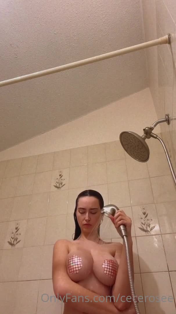Cecilia Rose 50 Nude Soapy Shower PPV Gjklmn