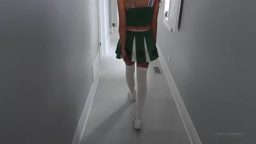 Gwen Gwiz Trick Or Treat Fucking Porn