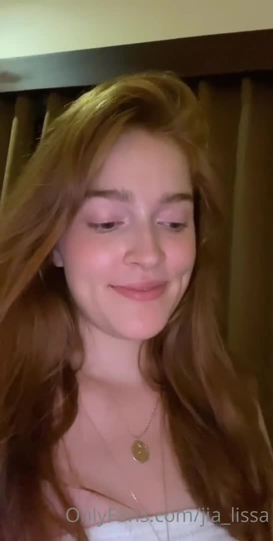Jia Lissa Striptease Hitachi Masturbation