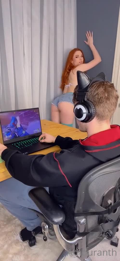 Amouranth Nude Blowjob While Gaming Ss