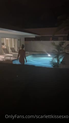 Scarlettkissesxo Nude Poolside Sex Tape Gijk