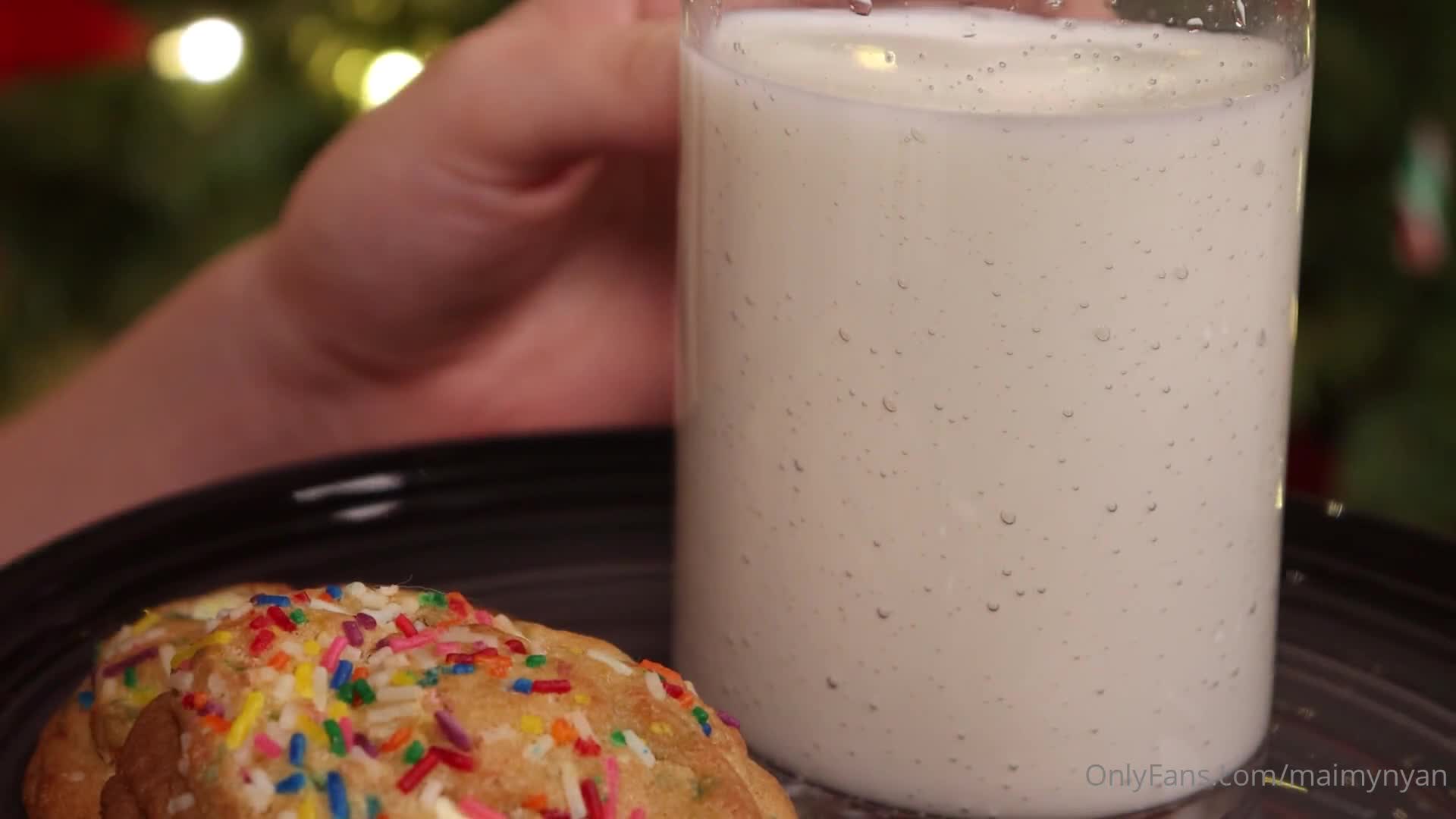 Maimy ASMR Miss Claus Xmas Lingerie