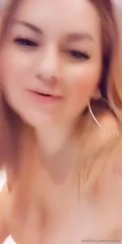 Ruwba Lesbian Kissing Sucking Big Tits