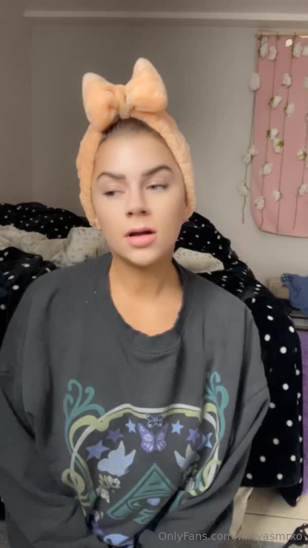 Flirty Asmr Butt Plug Vibrator Masturbation