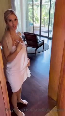 Scarlettkissesxo Poolside Fuck
