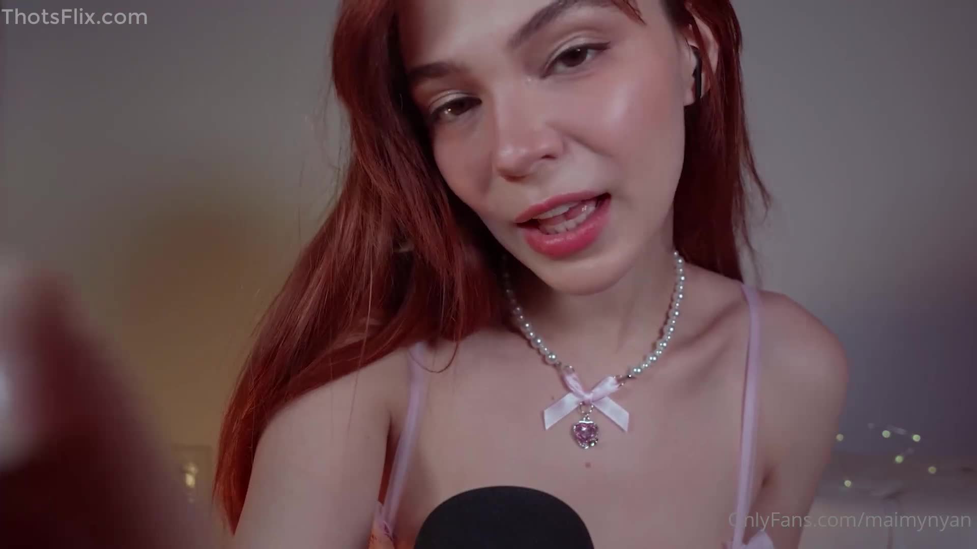 Maimy ASMR Experimenting Sounds With My Mic Cda1