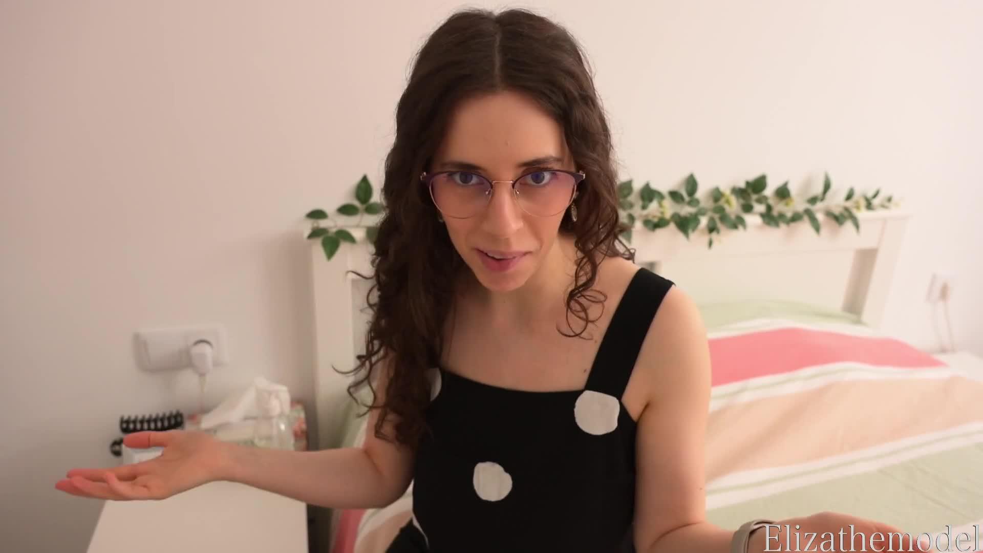 ElizaTheModel - Mommy impressed with your cock